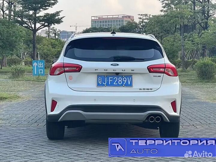 Ford Focus 1.5 AT, 2021, 27 000 км