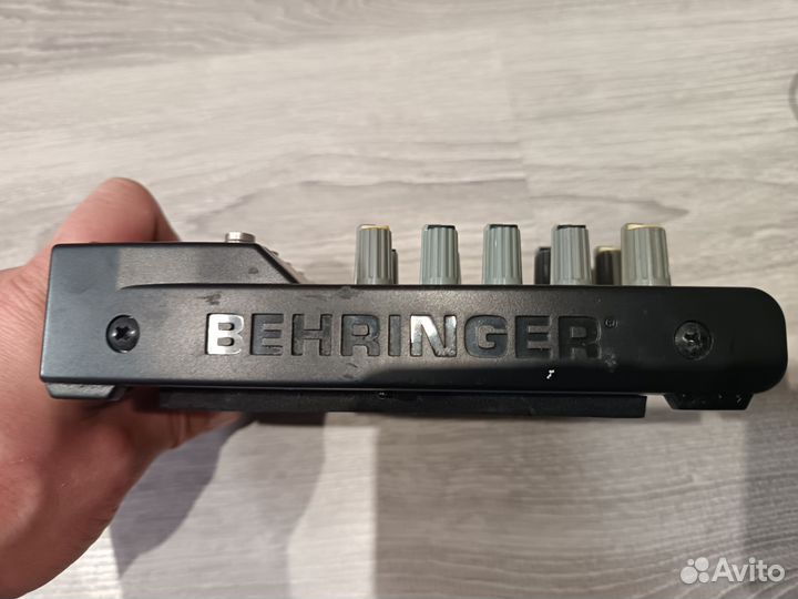 Микшерный пульт