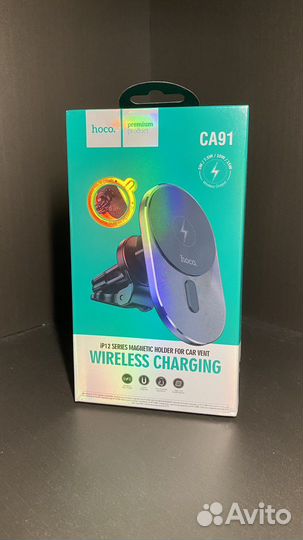 Автомобильный держатель с беспроводной зарядкой