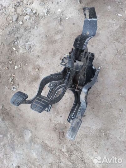 Педальный узел Амулет