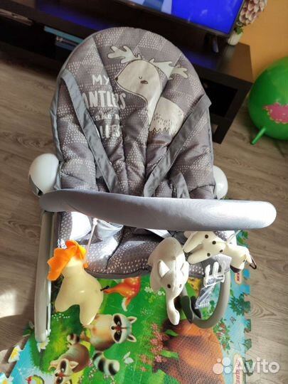 Шезлонг детский и мобиль