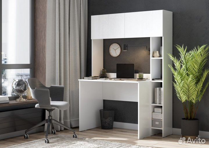 Стол письменный