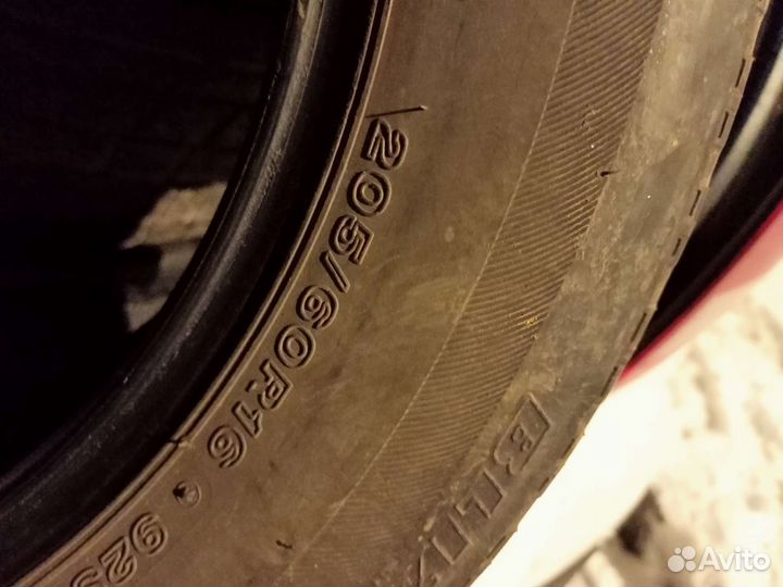 Bridgestone Blizzak VRX 205/60 R16