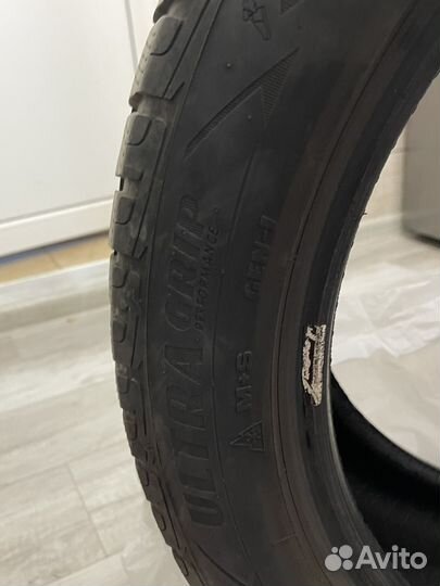 Goodyear UltraGrip Performance Gen-1 235/50 R19