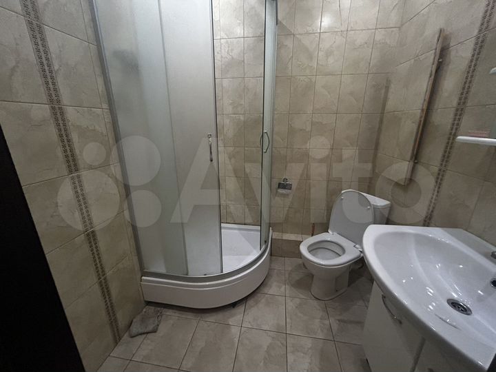 3-к. квартира, 90 м², 3/11 эт.