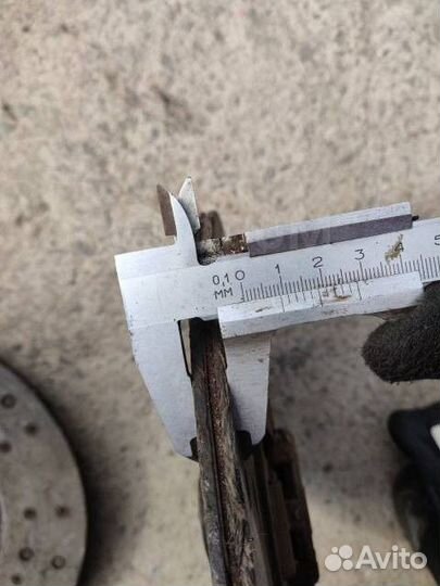 Mercedes 814 om 366 Диск сцепления Sachs 310мм