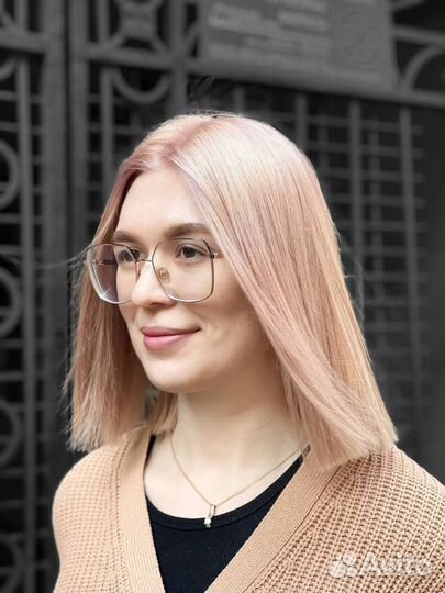 Парикмахер - колорист, центр