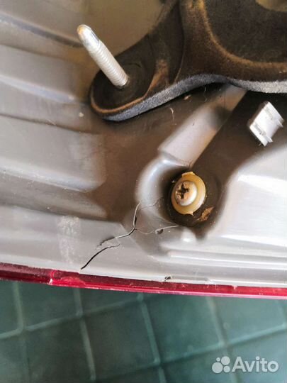 Задний левый фонарь для Toyota corolla F180