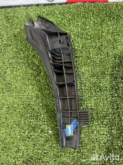 Молдинг Лобового стекла левый Toyota Rav 4 Ca40