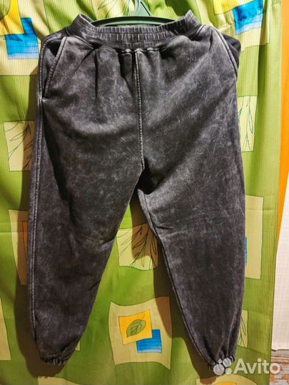 Продаю костюм спортивный