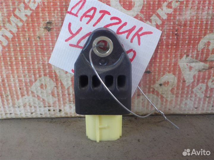 Датчик удара задний правый Subaru Forester S12 SH