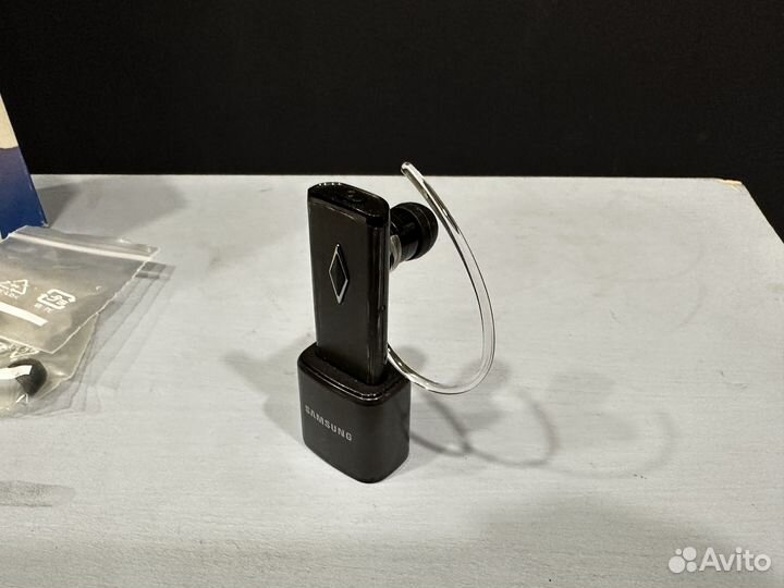 Bluetooth гарнитура samsung