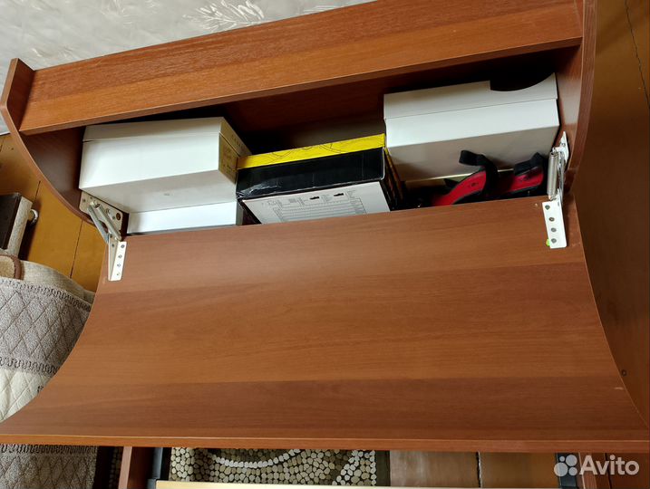 Кровать односпальная с ящиком и матрасом б/у