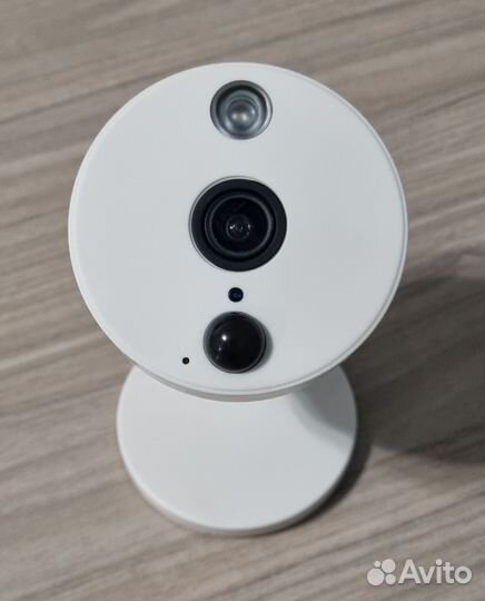 IP камера офисная omny luna 1.3