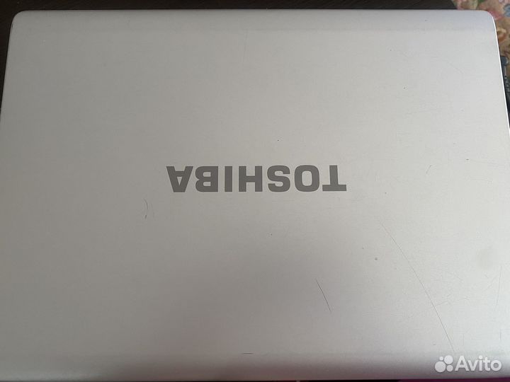 Ноутбук toshiba