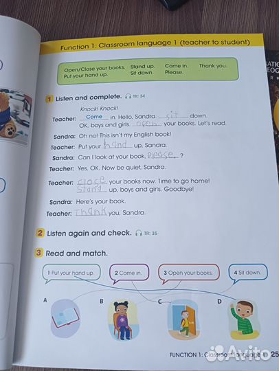 Look - National Geographic Learning 1