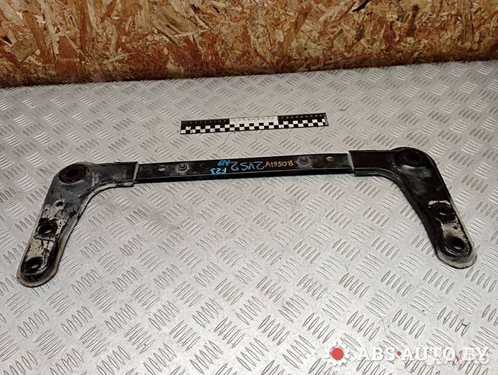 Балка под радиатор Renault Scenic 3 2010