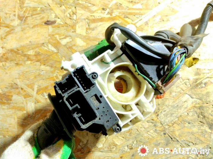 Переключатель подрулевой (стрекоза) Volvo V40