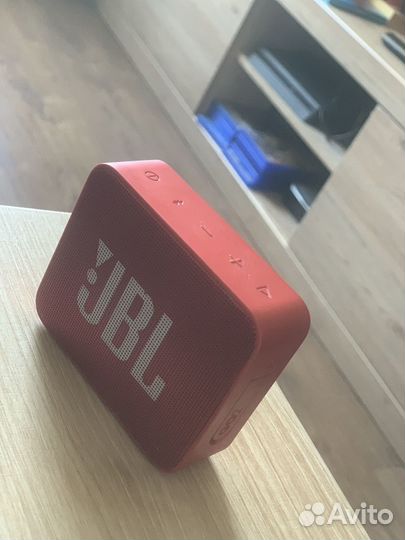 Колонка jbl GO2