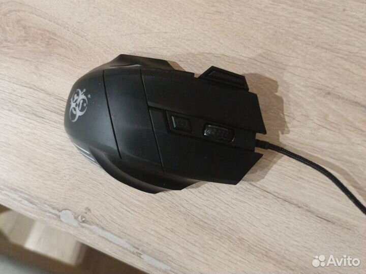 Игровая клавиатура и мышь