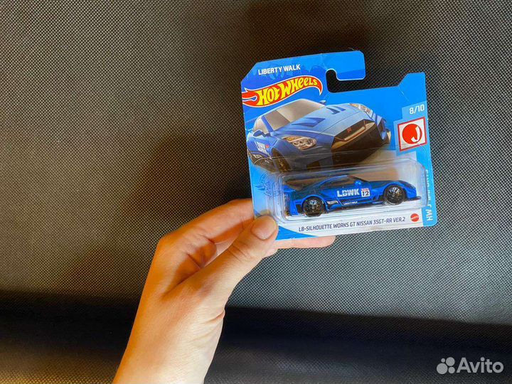 Hot wheels машинки