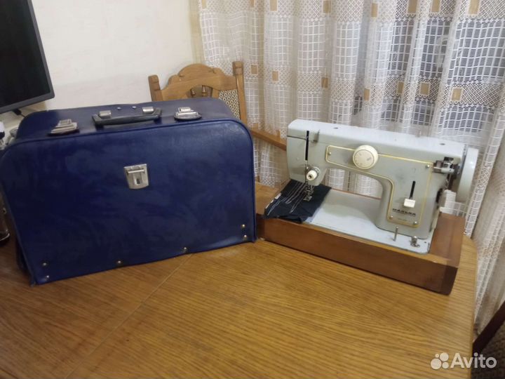 Швейная машина Мальва