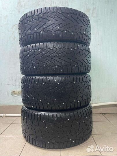 Pirelli Ice Zero 275/45 R20 и 305/40 R20 112H