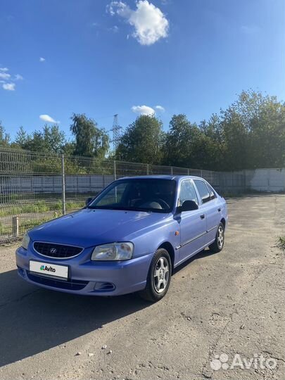 Hyundai Accent, 2004