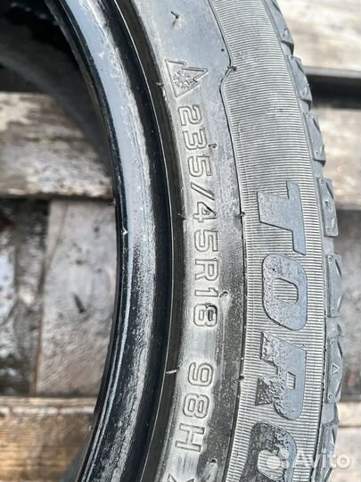 Torque TQ022 235/45 R18 98H