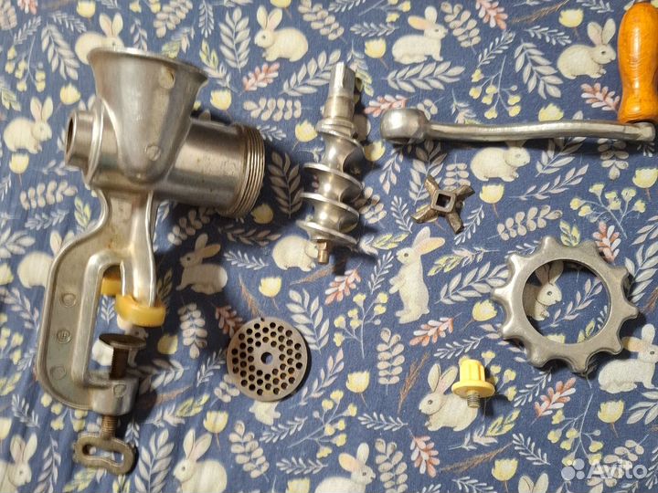 Мясорубка ручная СССР бу