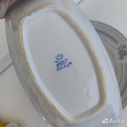 Старинные тарелки