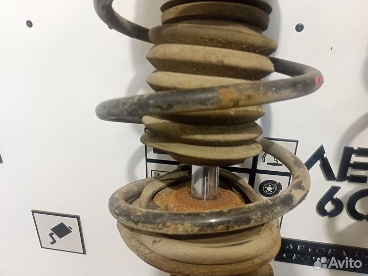 Амортизатор передний для BMW 3-serie E46