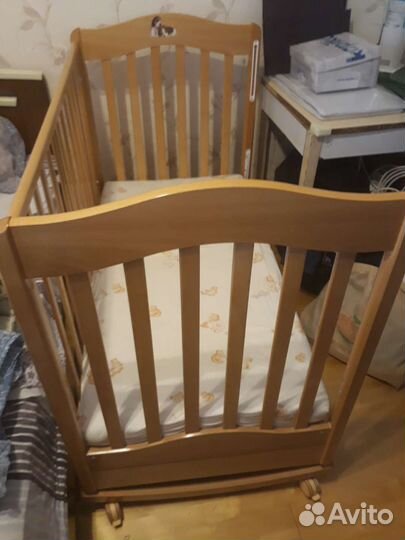 Детская кроватка