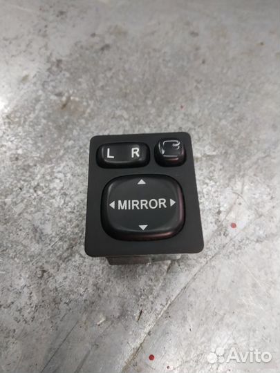 Блок управления зеркал Toyota Rav4 CA40