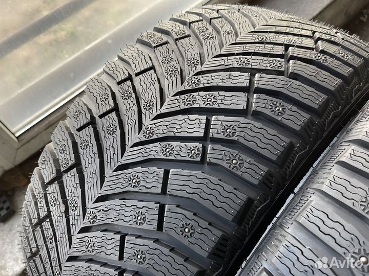 Michelin X-Ice North 4 245/35 R20 95H