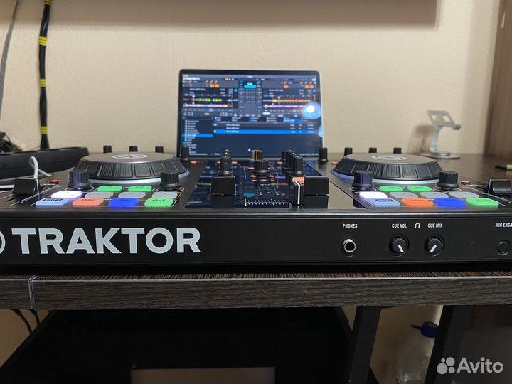 Traktor kontrol s2 mk2