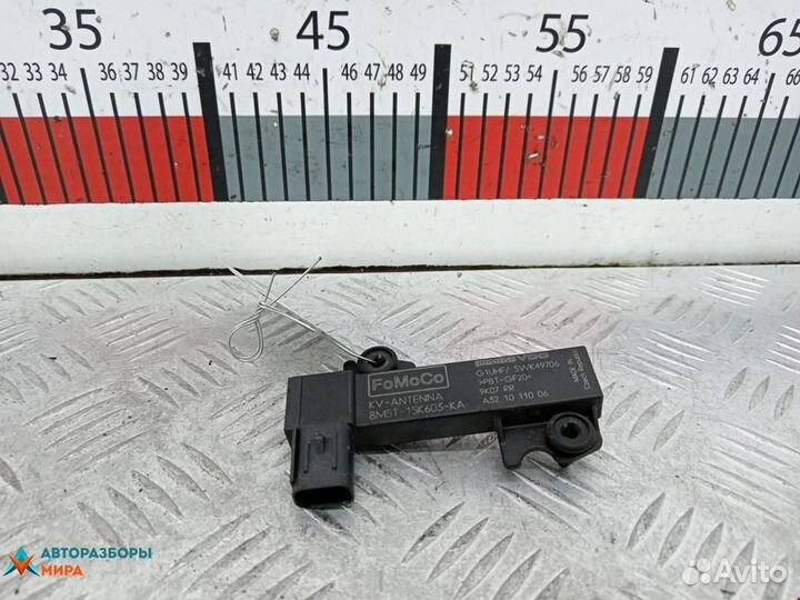 Антенна Ford Mondeo 4 2009 8M5T15K603KA