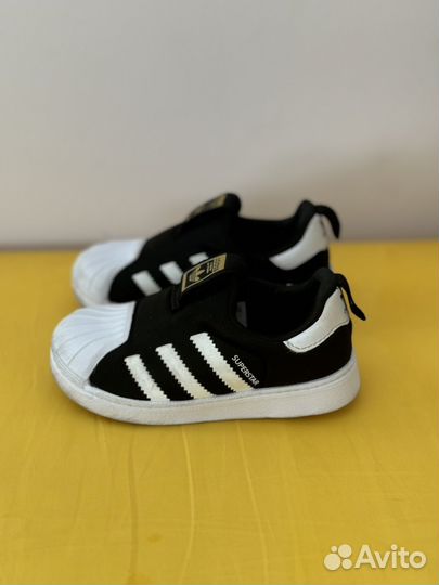 Кроссовки adidas superstar 24