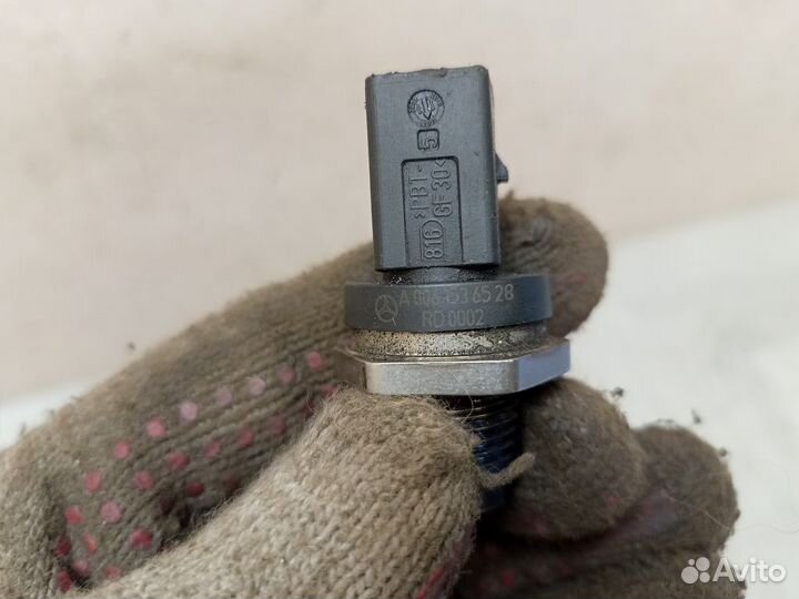 Датчик давления топлива