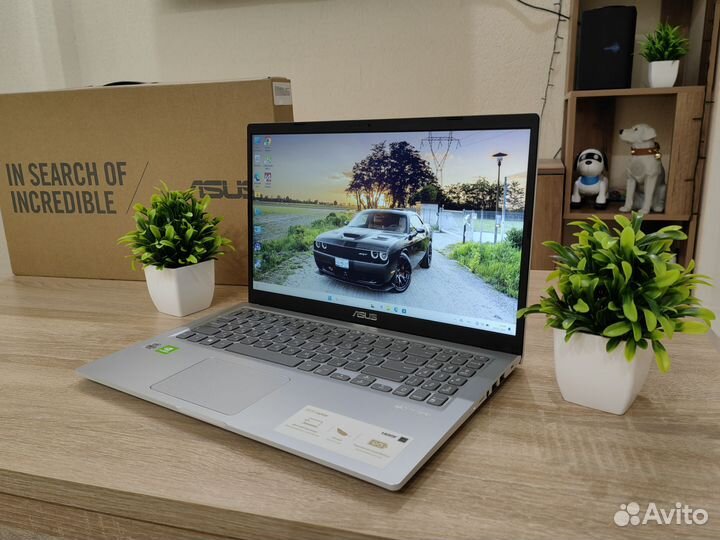 Ноутбук Asus новый