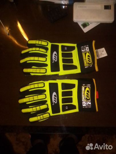Перчатки для мотокросса
