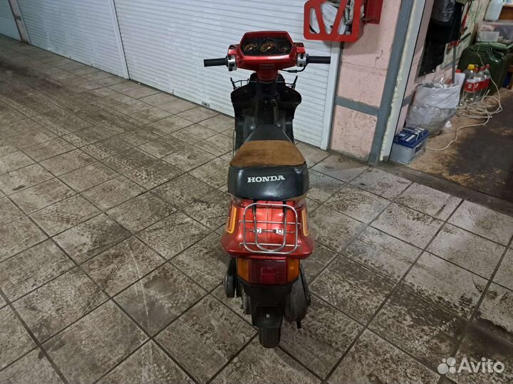 Ретро скутер Honda Flush S