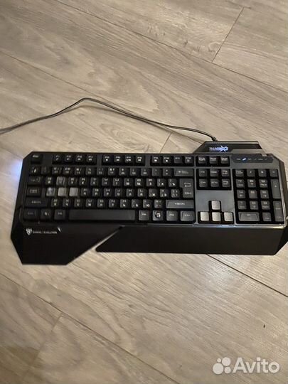 Игровая клавиатура Thunder X3