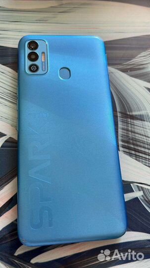 Телефон Techno spark 7