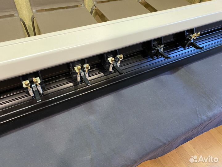 Режущий плоттер redsail rs1360