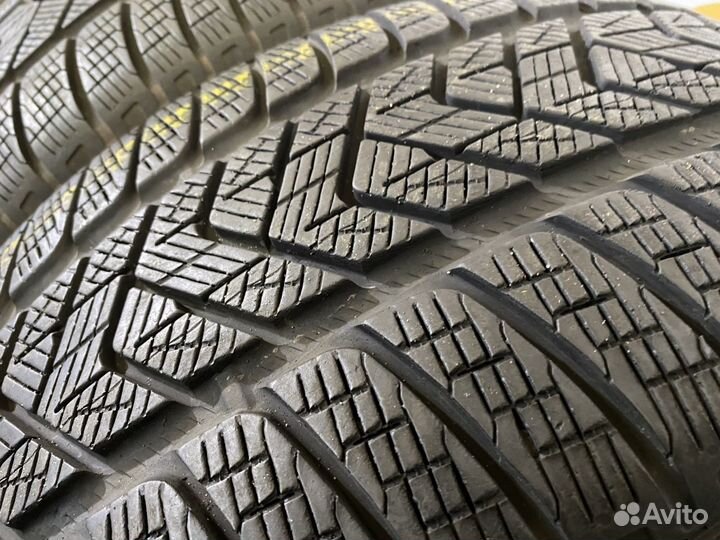 Pirelli Scorpion Winter 255/50 R20