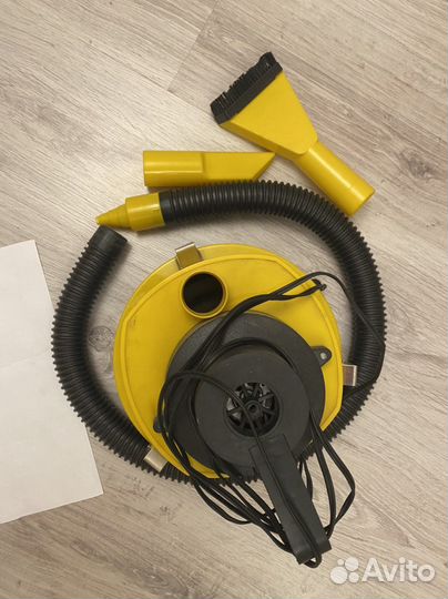 Автомобильный пылесос бу