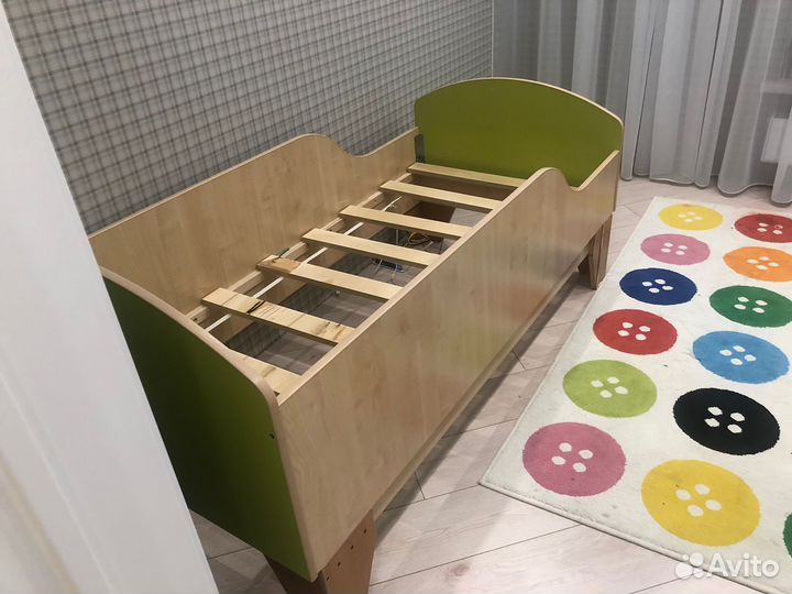Детская кровать бу без матраца