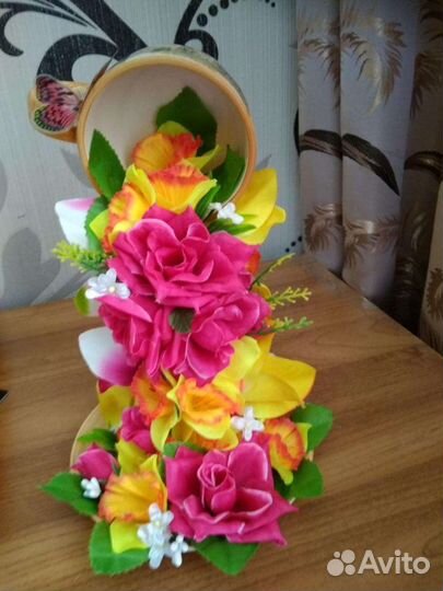 Изготовление букетов с конфетами и игрушками