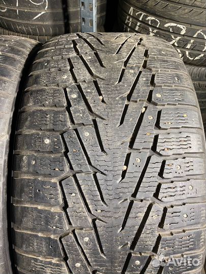 Nokian Tyres Hakkapeliitta 7 SUV 295/40 R21 111T